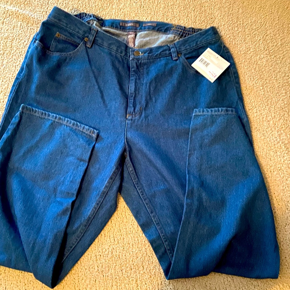 Liz Claiborne jeans size22w elastic in back